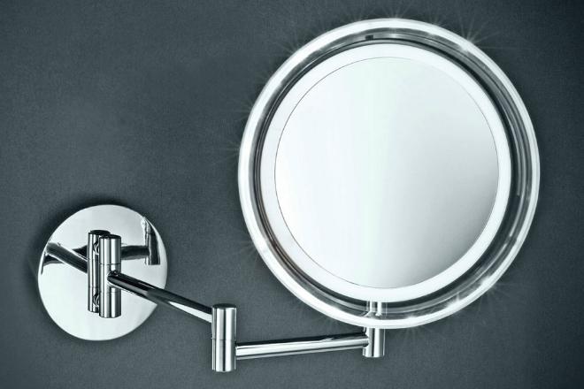 Kosmetikspiegel mit Beleuchtung von Decor Walther